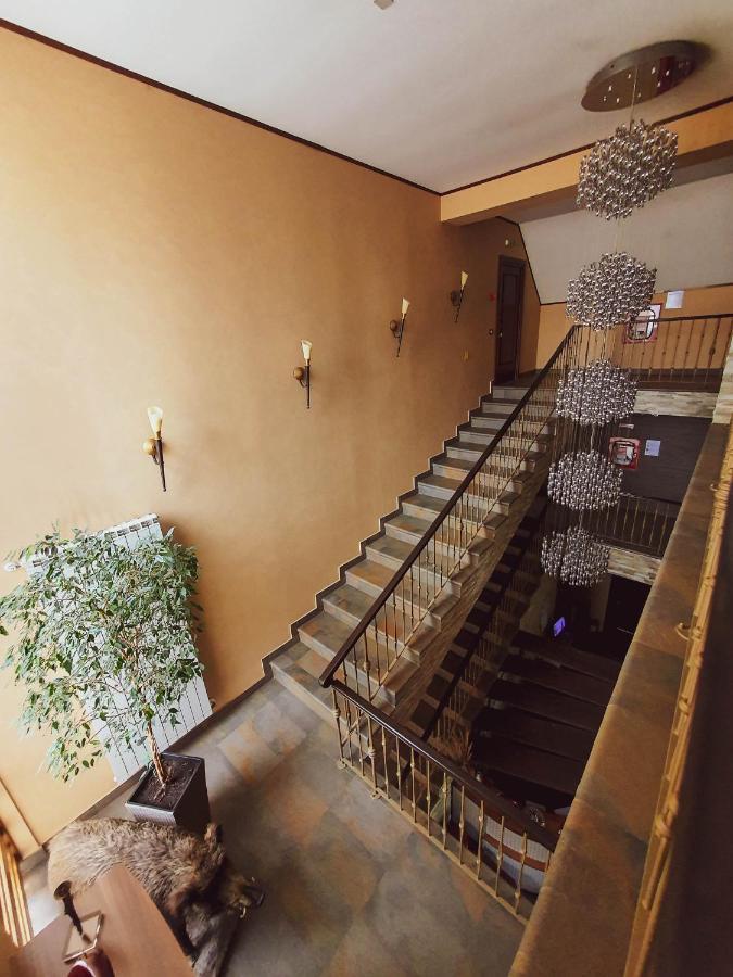 סובאטה Hotel Belvedere מראה חיצוני תמונה
