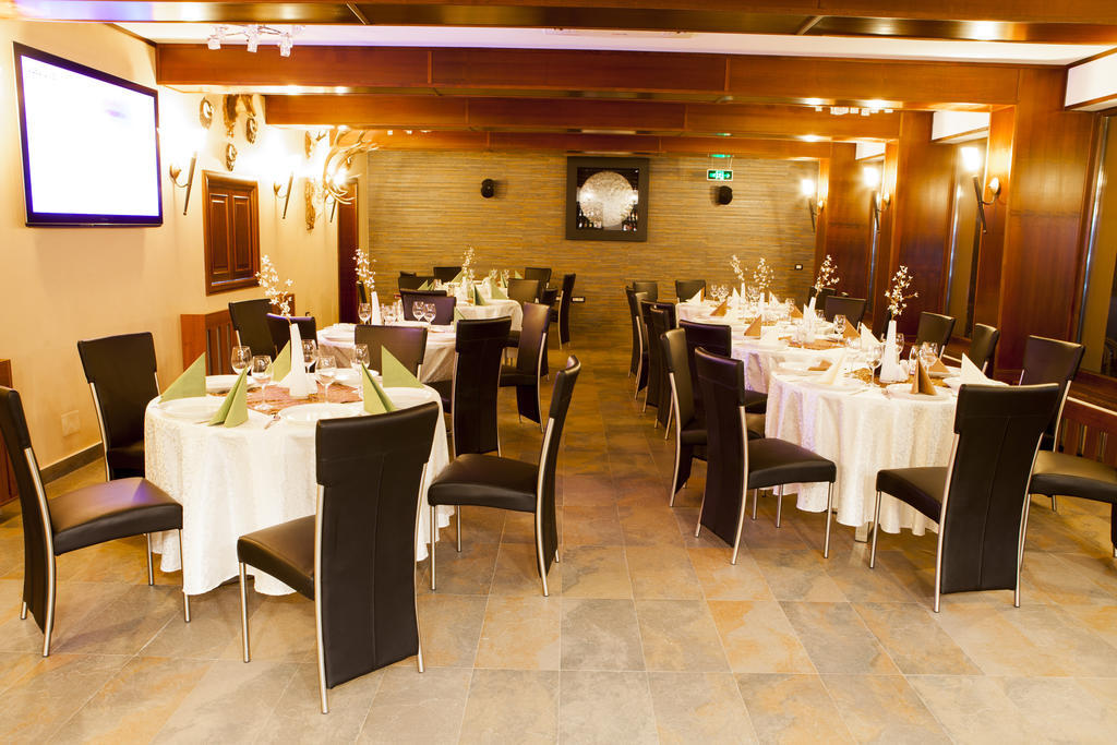 סובאטה Hotel Belvedere מראה חיצוני תמונה
