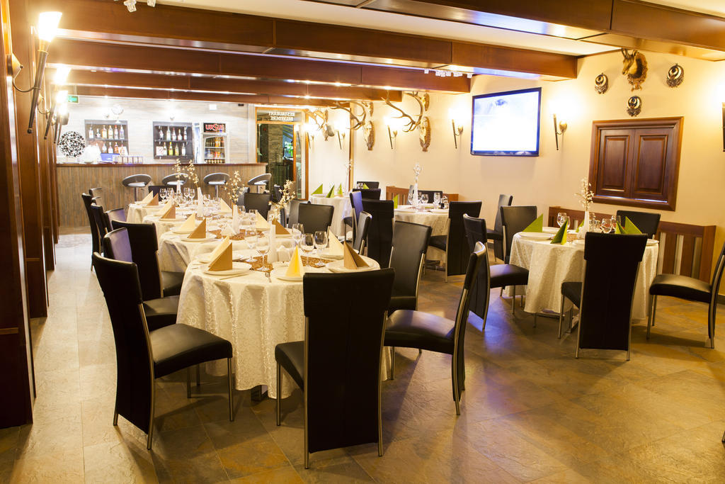סובאטה Hotel Belvedere מראה חיצוני תמונה